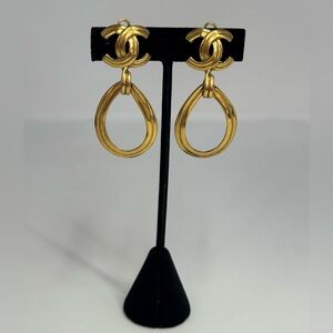 Authentic Vintage CHANEL Gold-Plated Drop Earrings